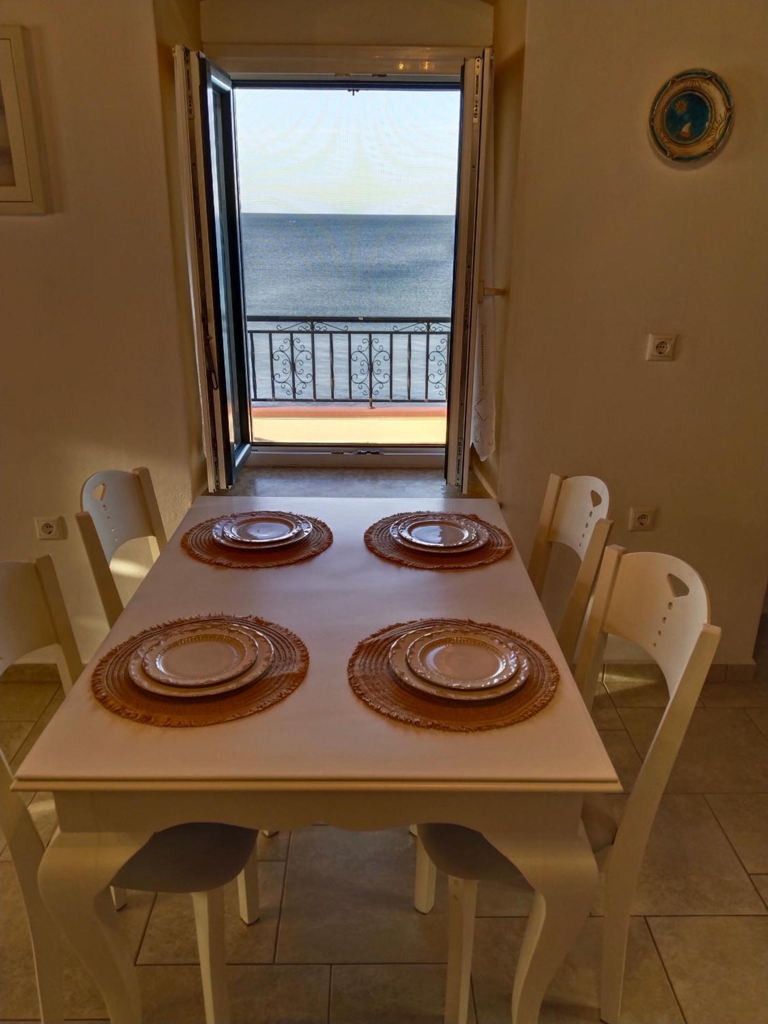 Sette Venti Apartment เอเจียมารินา ห้อง รูปภาพ